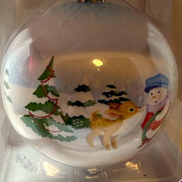 Hallmark Christmas Ceramic Ornament - Picture 1 of 4